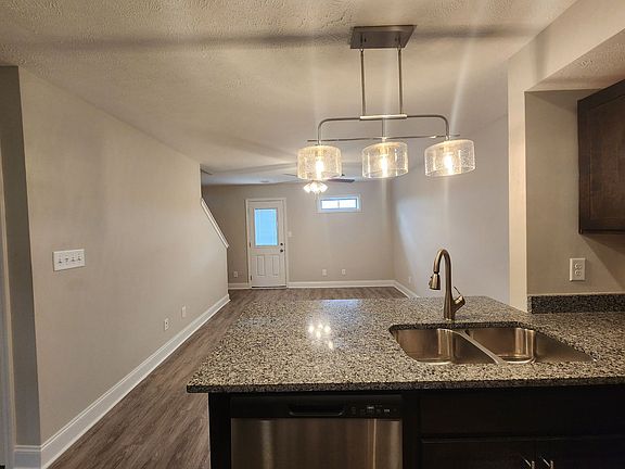 4th image of 1000 Henry Place Blvd #301