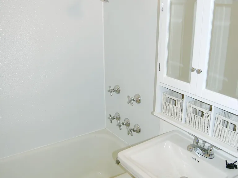 Upstairs Bath