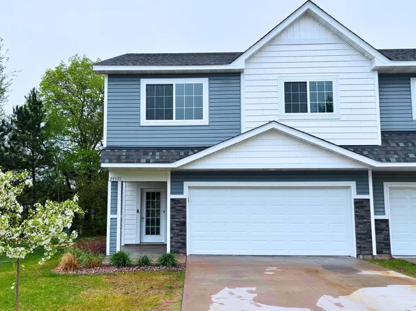 39571 Oak Park Trl, North Branch, MN 55056