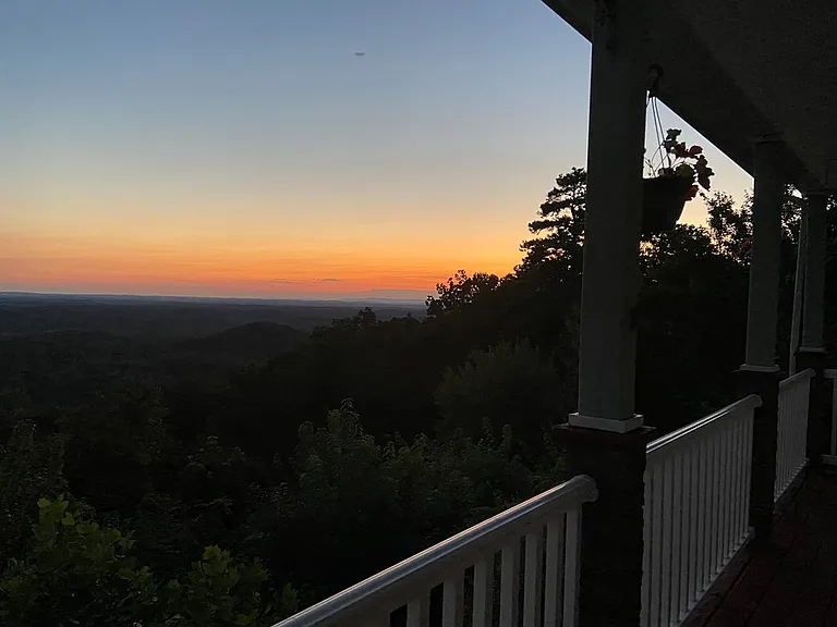 687 Anderson Rd — Photo 11