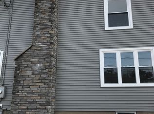 44 Rochelle Pkwy, Saddle Brook, NJ 07663