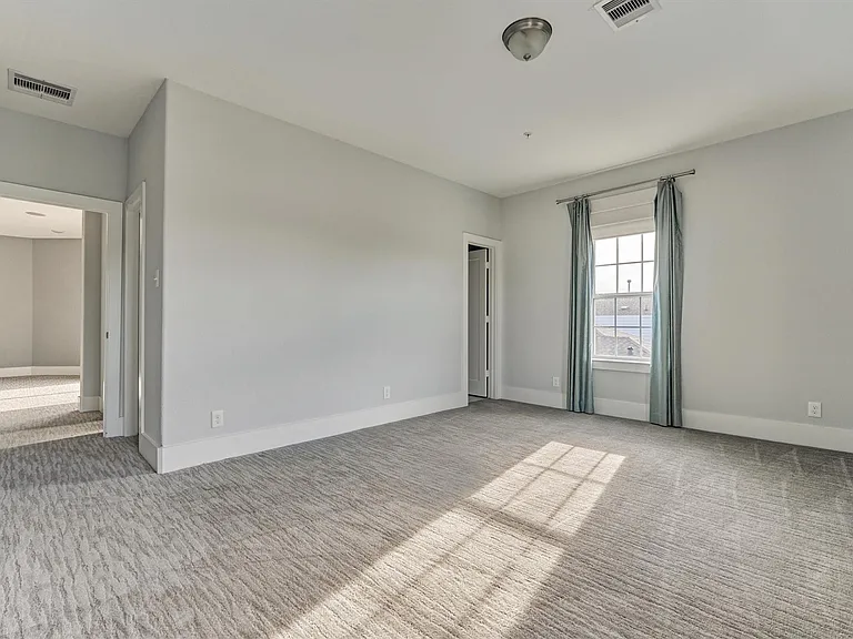 2113 Solstice Blvd — Photo 43