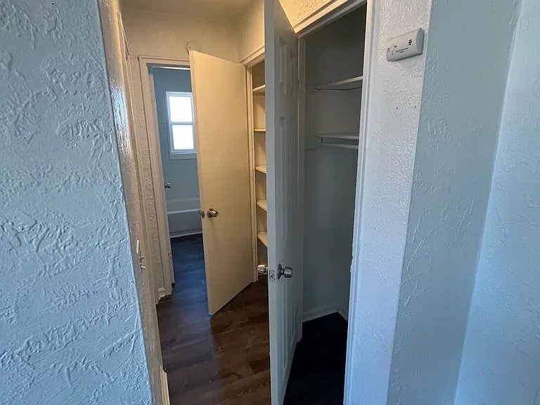 4056 Reading Rd — Photo 18