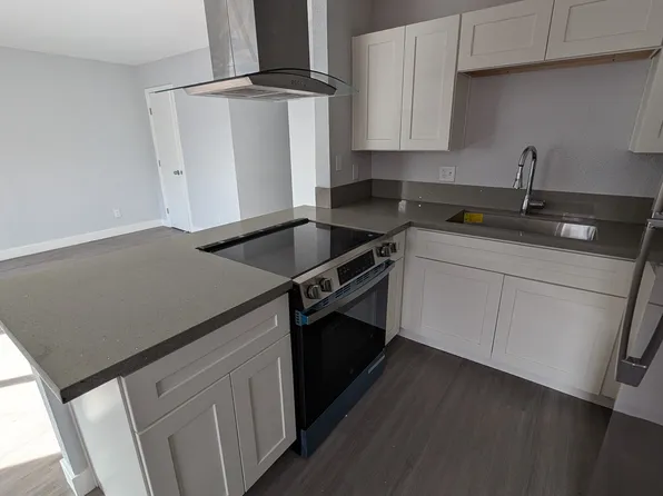 501 N 14th St APT 4, Las Vegas, NV 89101