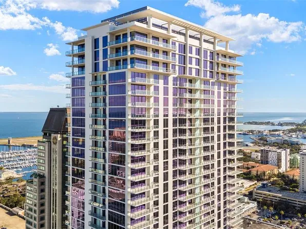 275 1st Ave S #2206, Saint Petersburg, FL 33701