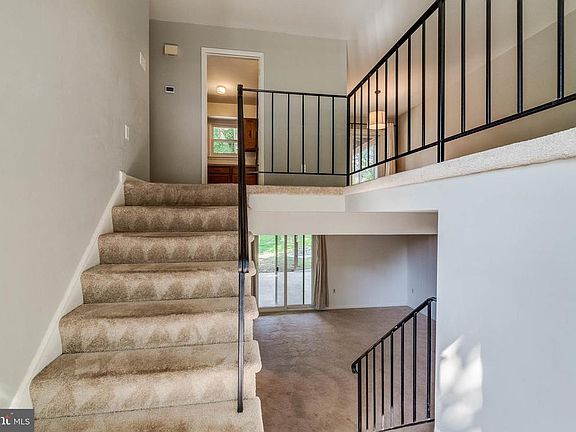 4th image of 13444 Pinwheel Ct