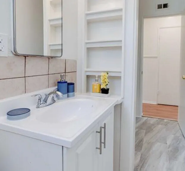 4408 N Carvol Ave #4 — Photo 7
