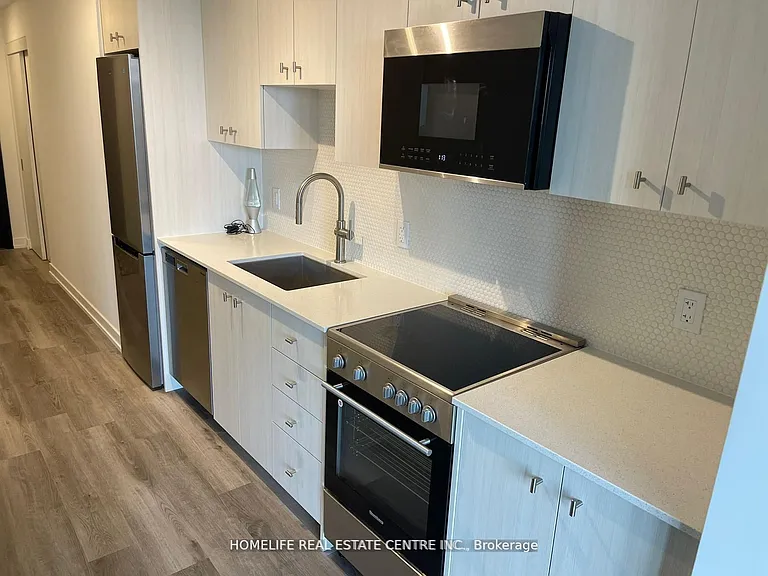 5 Wellington St S #605 — Photo 11