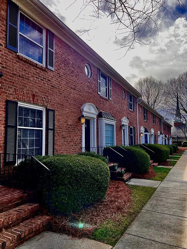 Park Place — Photo 1