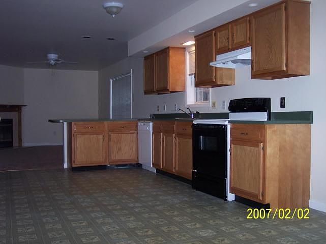 2nd image of 4 Stonegate Dr