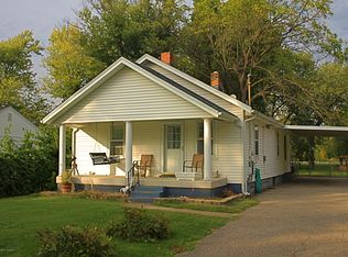 4125 Lake Dreamland Rd, Louisville, KY 40216
