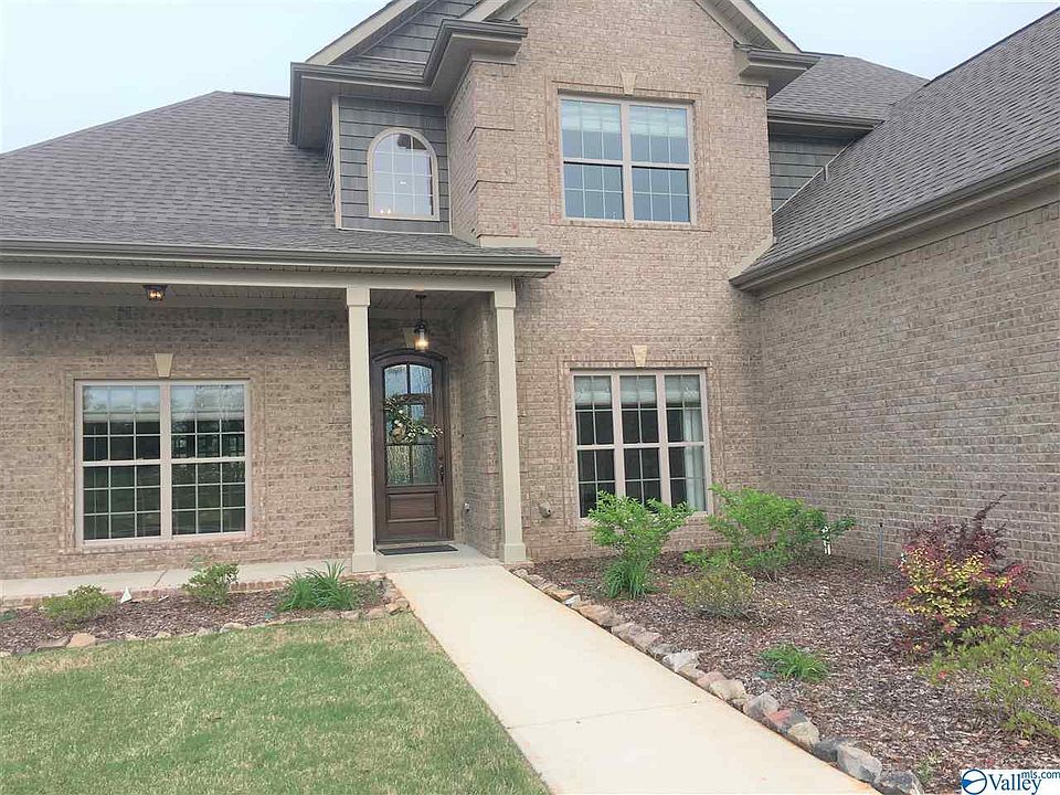 2nd image of 22543 Bluffview Dr