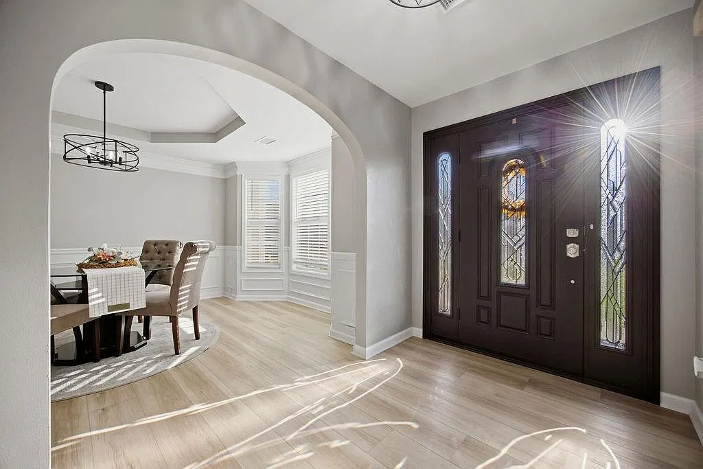 4 bed, 2.5 bath, 2524 sqft, $2,750 — Photo 3