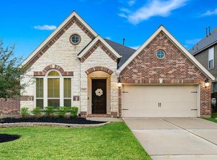 115 Meadow Run Dr, Conroe, TX 77384