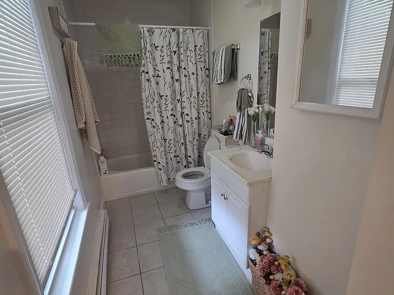 26 Tufts St #2 — Photo 9