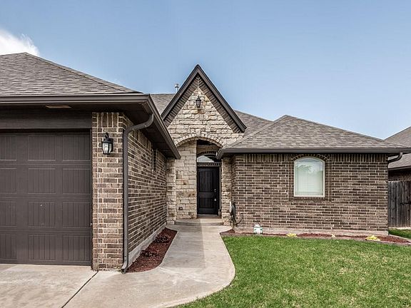 2nd image of 2913 Brookstone Ct