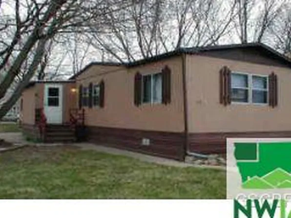 120 N Walnut St, Vermillion, SD 57069