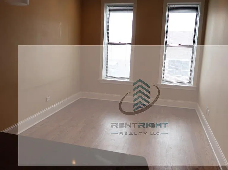 1361 N Ashland Ave #2F — Photo 12