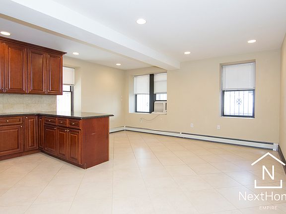 2nd image of 22-24 42nd St #7