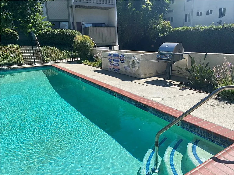 18445 Hatteras St #603 — Photo 42