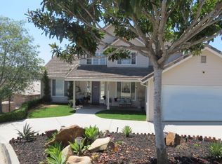 1266 Phillips St, Vista, CA 92083