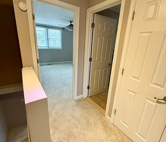 1074 N Academy Ave — Photo 28