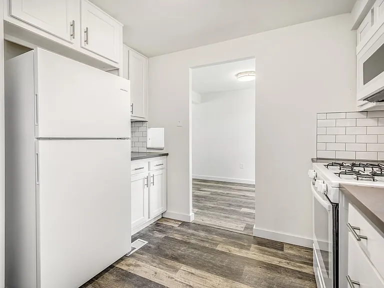 2126 Fairland St — Photo 11