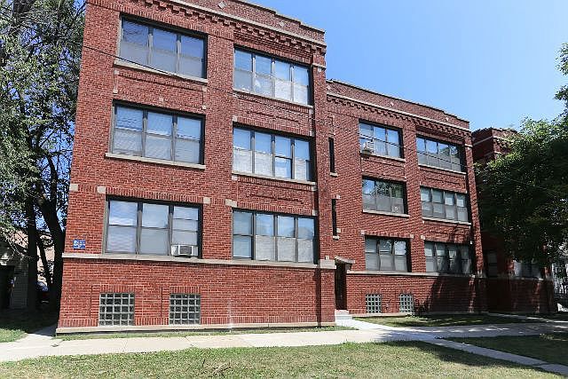 1st image of 3827 N Drake Ave #4