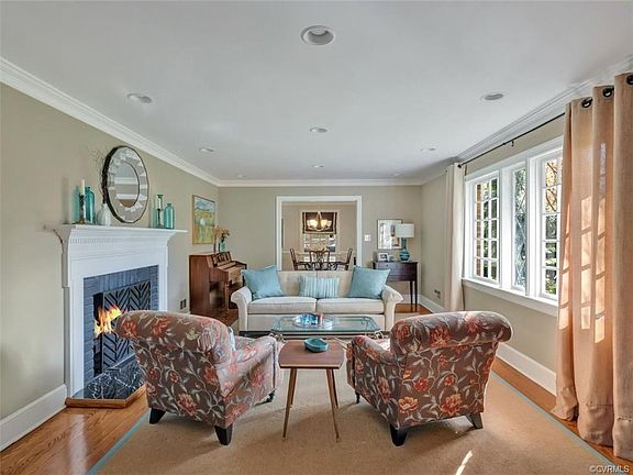 5th image of 301 Tarrytown Dr