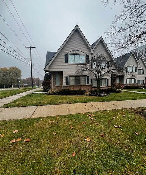 21954 Morley Ave #108 — Photo 1