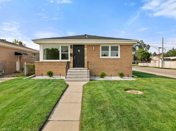 7700 W Winona St, Norridge, IL 60706
