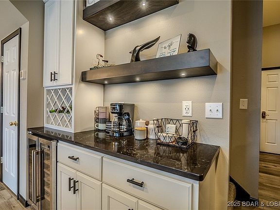 5th image of 298 Cedar Heights Dr #4F