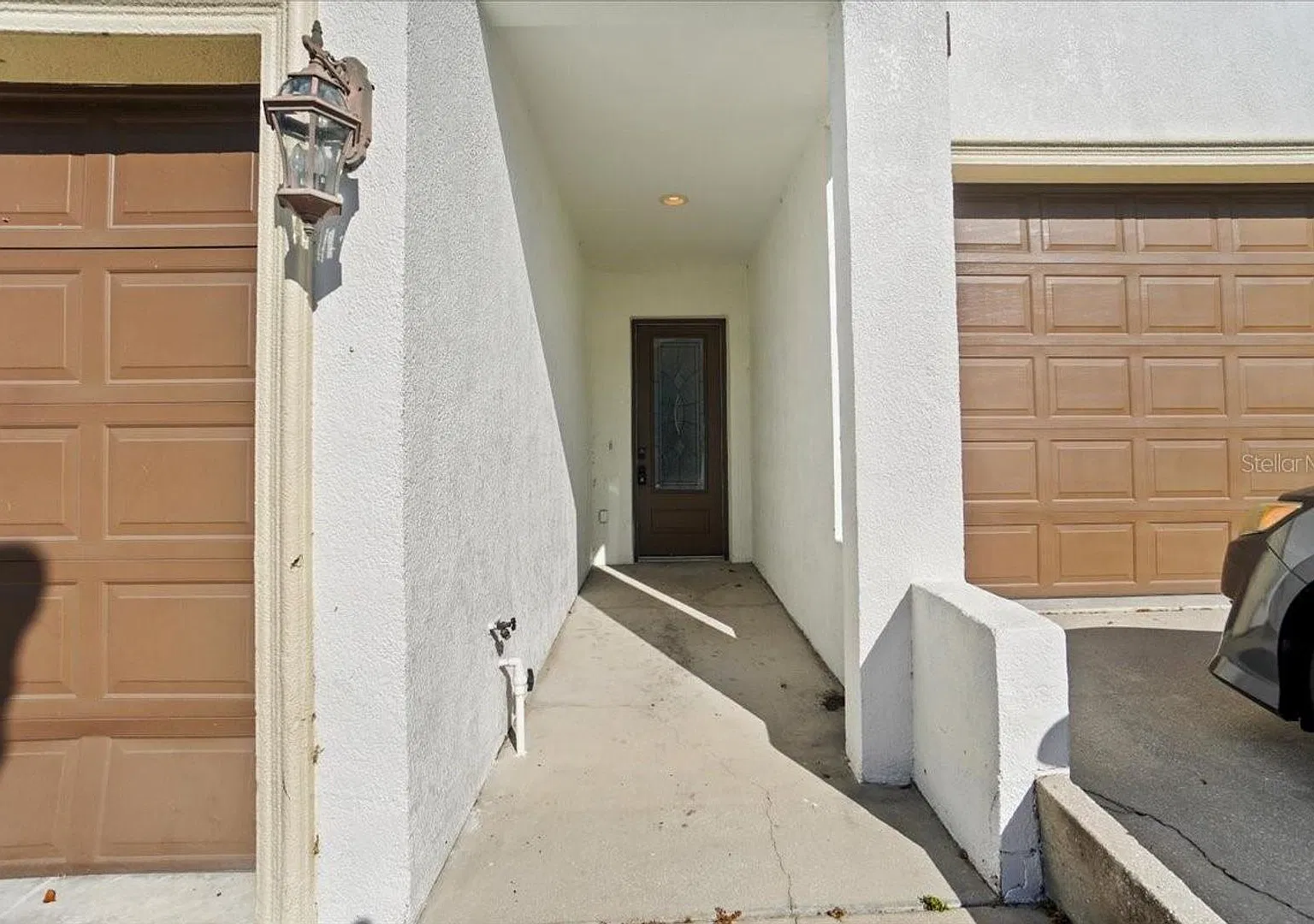 Luxury 2-Car garage Townhome in Temple Terrace — Photo 3