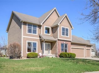 2010 NE Trilein Dr, Ankeny, IA 50021