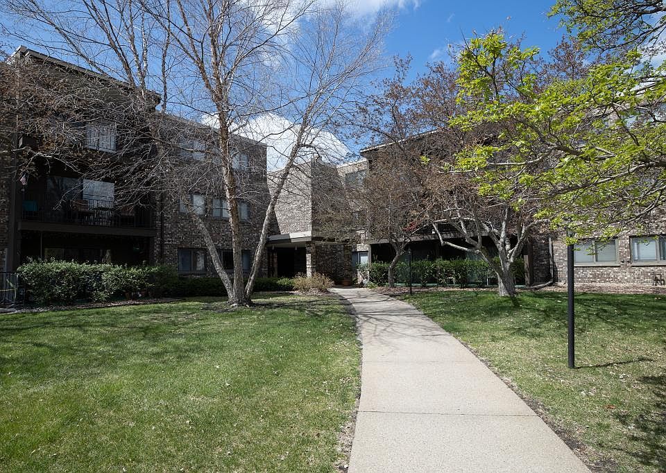 1st image of 4120 Parklawn Ave APT 324