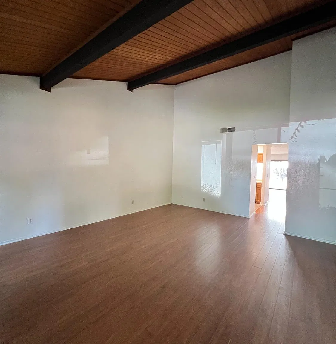 2 bed, 1416 sqft, $1,600 — Photo 3