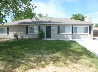 961 Tucson St, Aurora, CO 80011