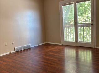 Mt Washington 2 Bedroom Duplex, Pittsburgh, PA 15211