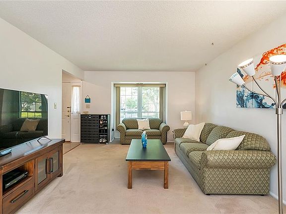 3rd image of 1 Goodwin Dr