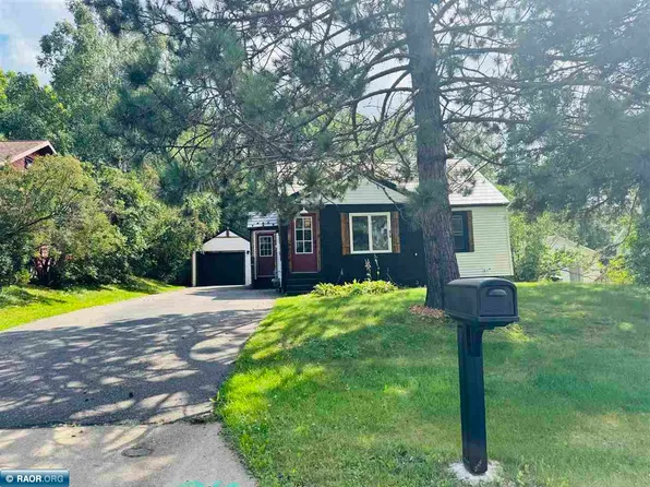 16 Vermilion Dr, Virginia, MN 55792