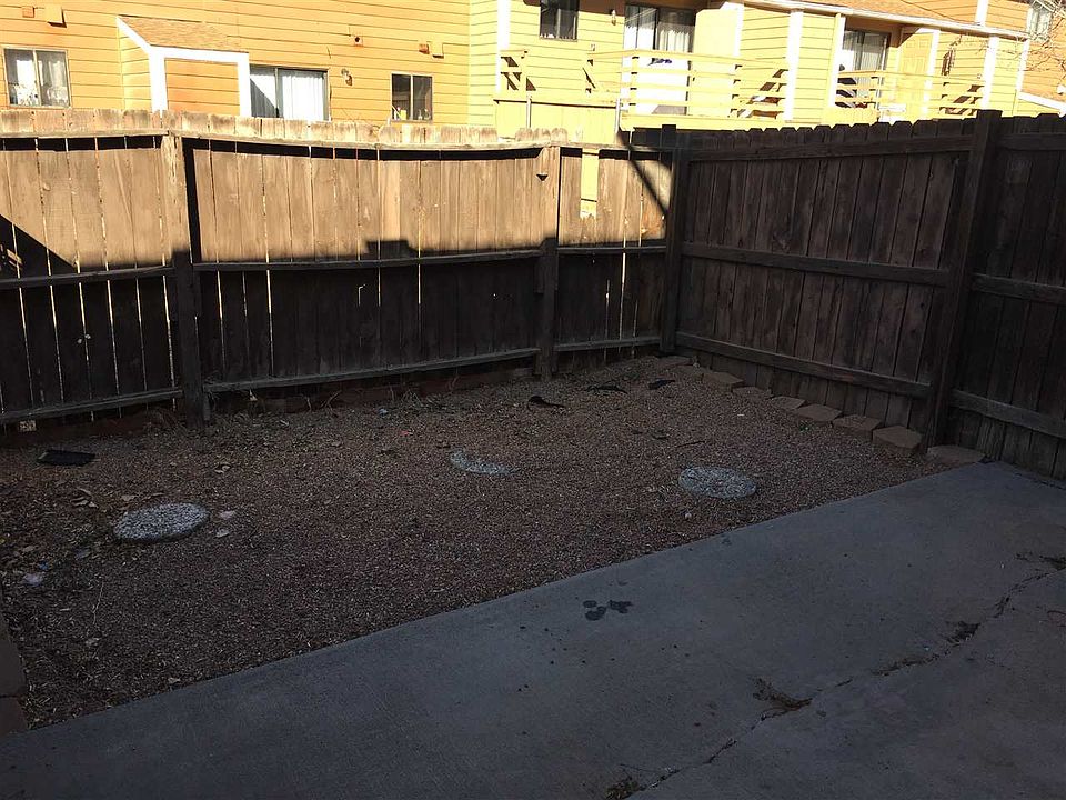 2nd image of 510 Coronado Ct APT R