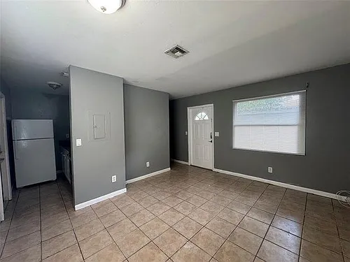 1132 NW 4th Ave #1 Photo 1