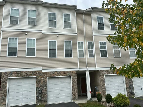 6 Rowand Way E, Clementon, NJ 08021