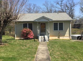 142 Eastwood Ave, Swannanoa, NC 28778