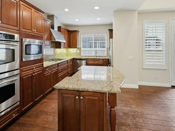 26 Shadowplay, Irvine, CA 92620