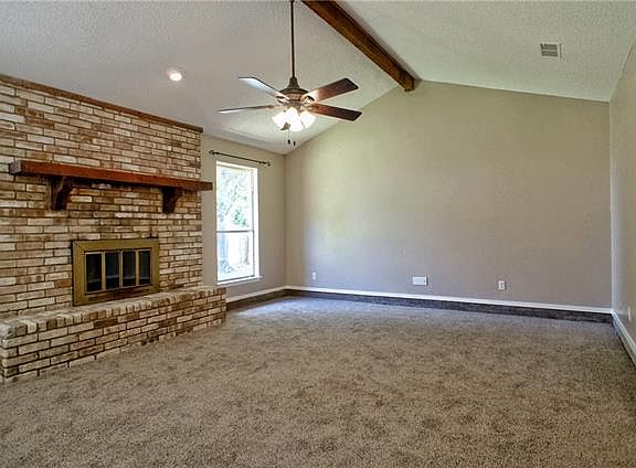 2nd image of 3716 Wisteria Ln