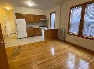 526 Ovington Ave APT 1F, Brooklyn, NY 11209