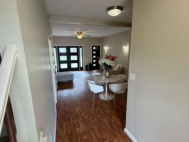 1460-1470 Presidential Dr — Photo 10