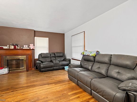 5th image of 410 Nebraska Ave
