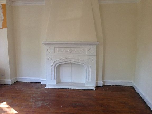 2nd image of 6250 N Rockwell St